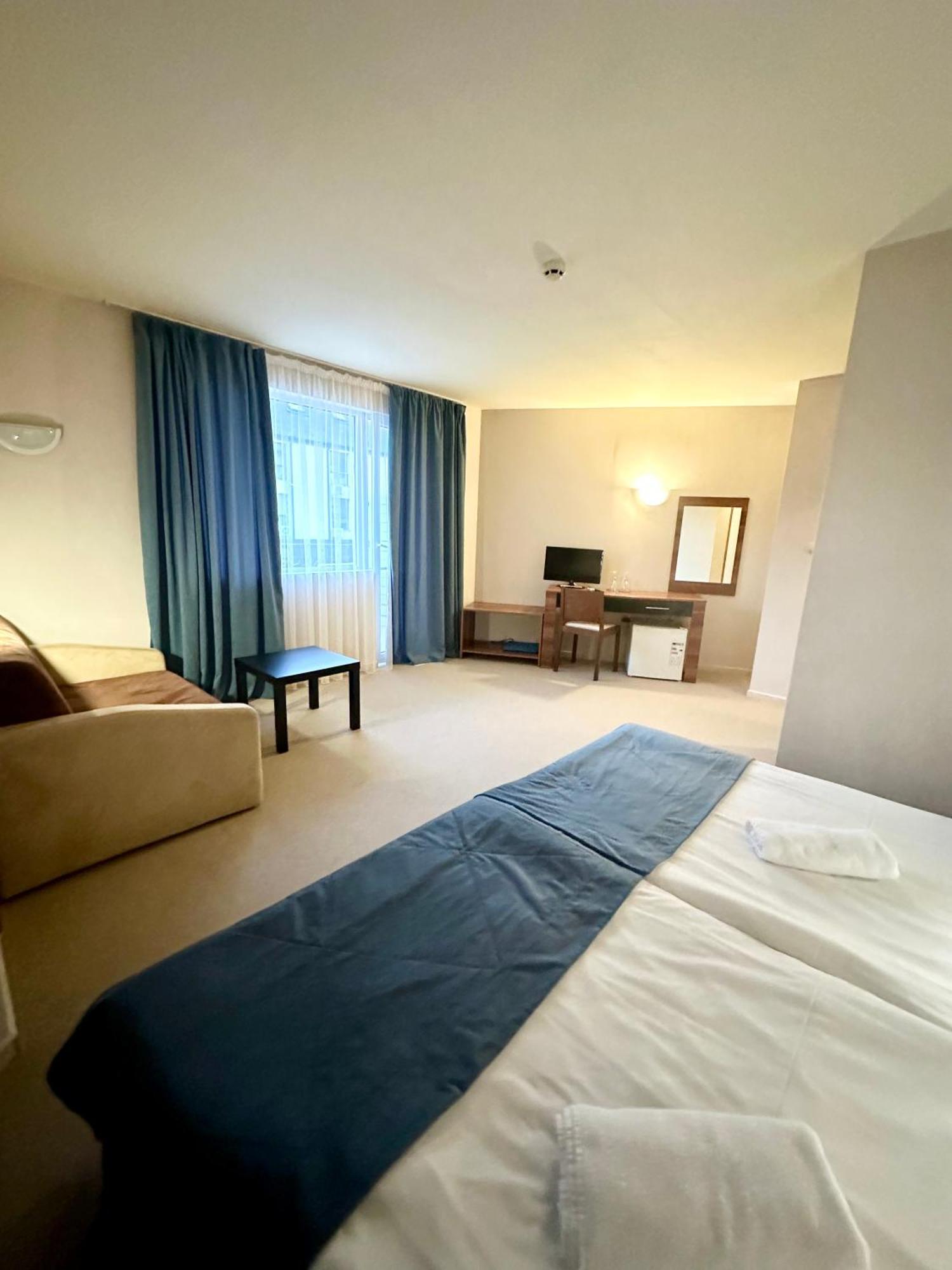 Brilliance Hotel Варна Екстериор снимка